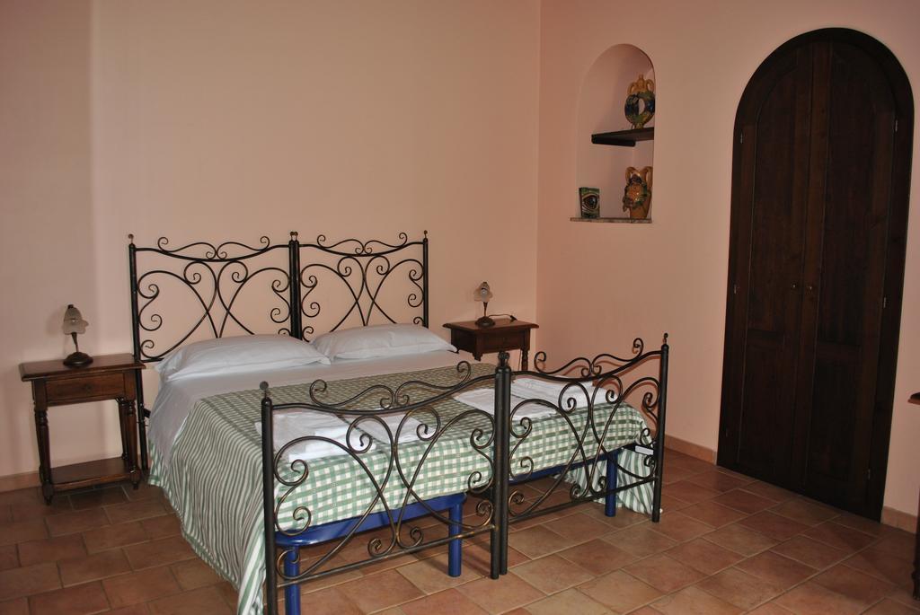 Agriturismo Borgo San Nicolao Randazzo Eksteriør billede